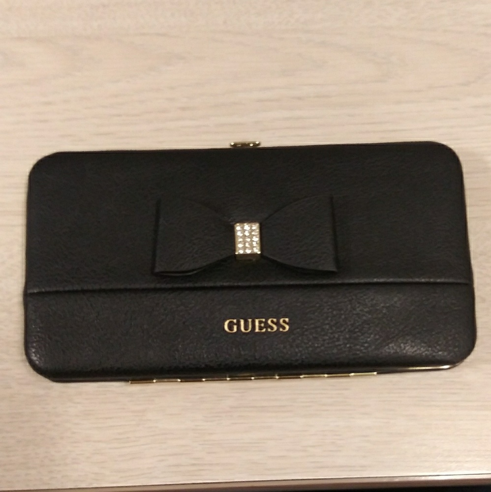Guess Bowtie Wallet